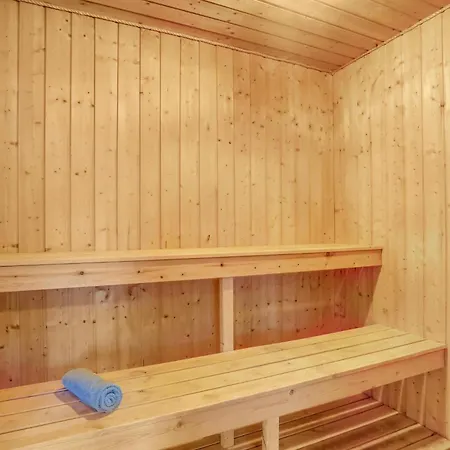 Bakkegarden Holiday home *
